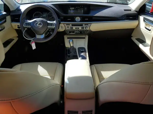 58ABK1GG0HU063670 2017 LEXUS ES - Image 8