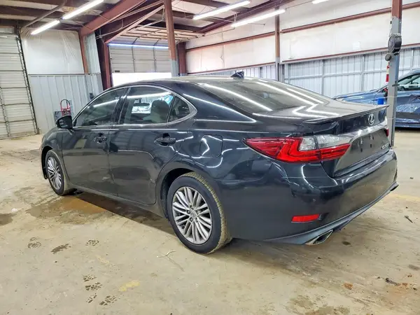 58ABK1GG0HU065306 2017 LEXUS ES - Image 2
