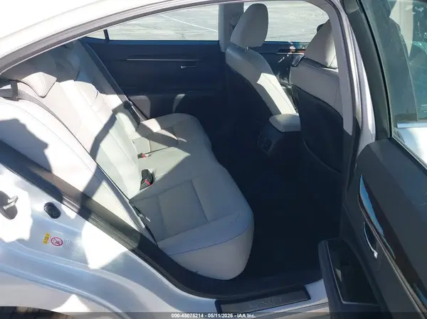 58ABK1GG0HU068402 2017 LEXUS ES - Image 8