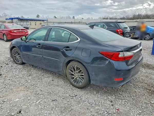 58ABK1GG0HU075303 2017 LEXUS ES - Image 2