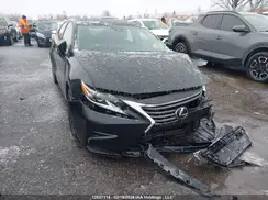 58ABK1GG0JU079633 2018 LEXUS ES
