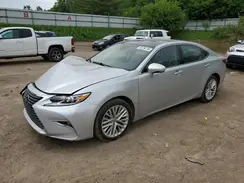 58ABK1GG0JU081253 2018 LEXUS ES