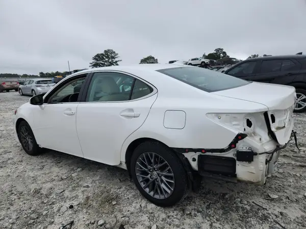 58ABK1GG0JU081740 2018 LEXUS ES - Image 2