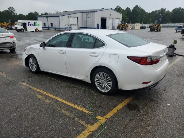 58ABK1GG0JU082418 2018 LEXUS ES - Image 2