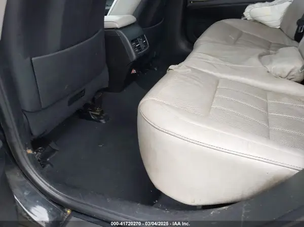 58ABK1GG0JU088946 2018 LEXUS ES - Image 8
