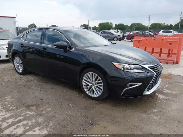 58ABK1GG0JU090311 2018 LEXUS ES - Image 1