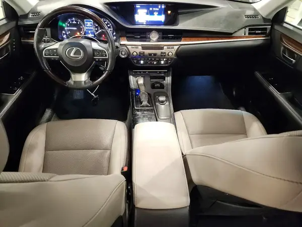 58ABK1GG0JU091491 2018 LEXUS ES - Image 8