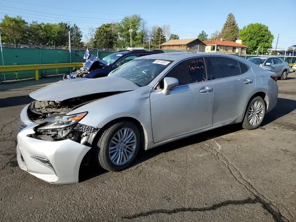 58ABK1GG0JU092379 2018 LEXUS ES - Image 1