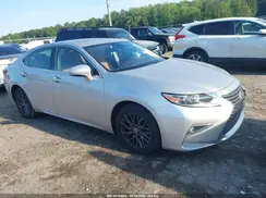 58ABK1GG0JU099395 2018 LEXUS ES