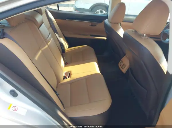 58ABK1GG0JU099395 2018 LEXUS ES - Image 8