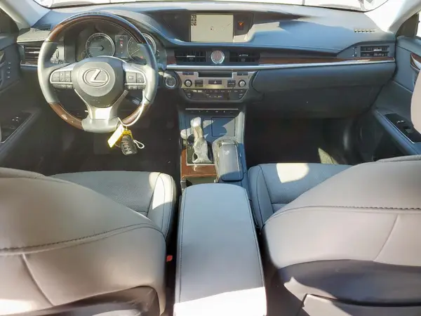 58ABK1GG0JU101243 2018 LEXUS ES - Image 8