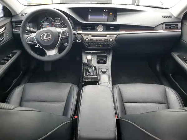 58ABK1GG0JU105390 2018 LEXUS ES - Image 8