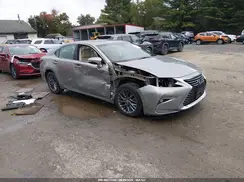 58ABK1GG0JU106829 2018 LEXUS ES