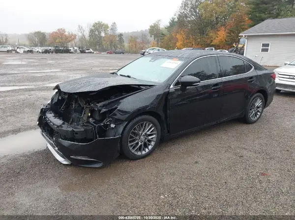 58ABK1GG0JU111478 2018 LEXUS ES - Image 2