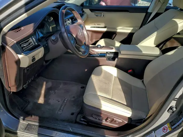 58ABK1GG0JU112999 2018 LEXUS ES - Image 8