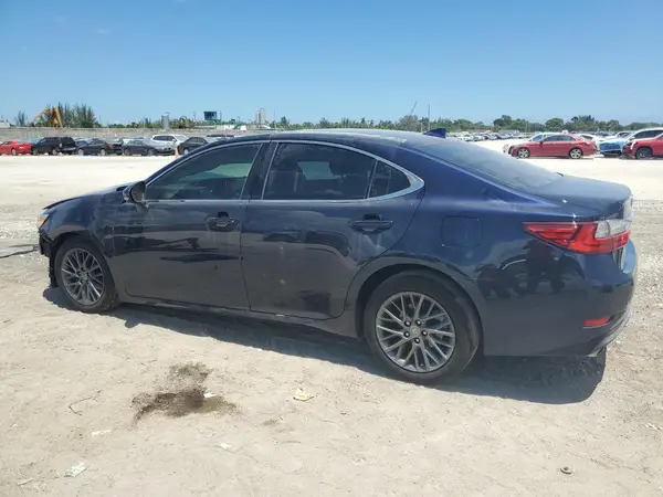 58ABK1GG0JU115465 2018 LEXUS ES - Image 2