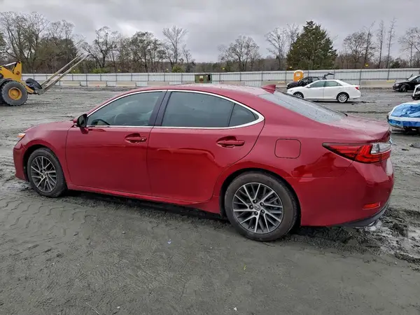 58ABK1GG0JU116728 2018 LEXUS ES - Image 2