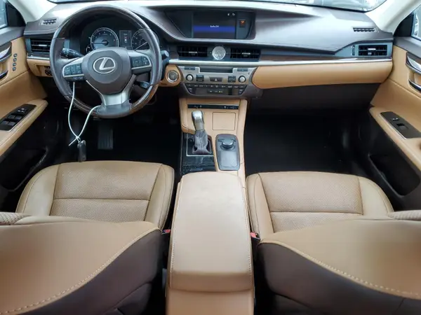 58ABK1GG1GU007347 2016 LEXUS ES - Image 8