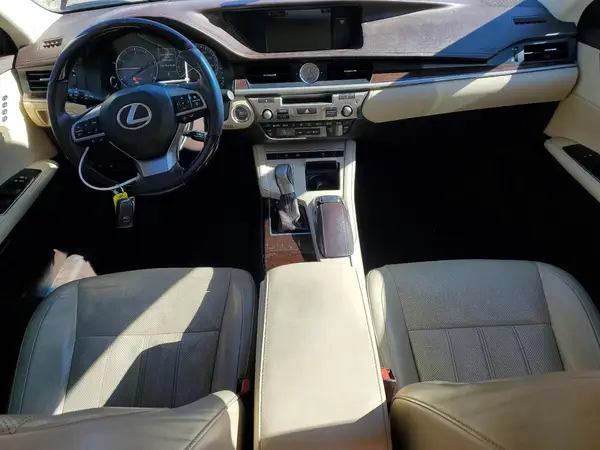58ABK1GG1GU008529 2016 LEXUS ES - Image 8