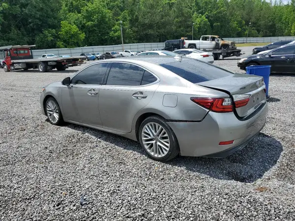58ABK1GG1GU008708 2016 LEXUS ES - Image 2