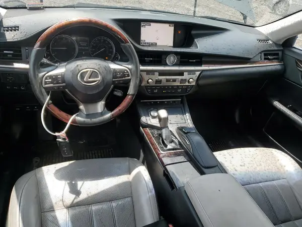 58ABK1GG1GU008708 2016 LEXUS ES - Image 8