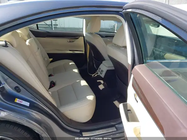 58ABK1GG1GU010250 2016 LEXUS ES - Image 8