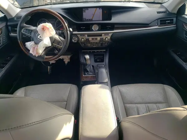 58ABK1GG1GU011253 2016 LEXUS ES - Image 8