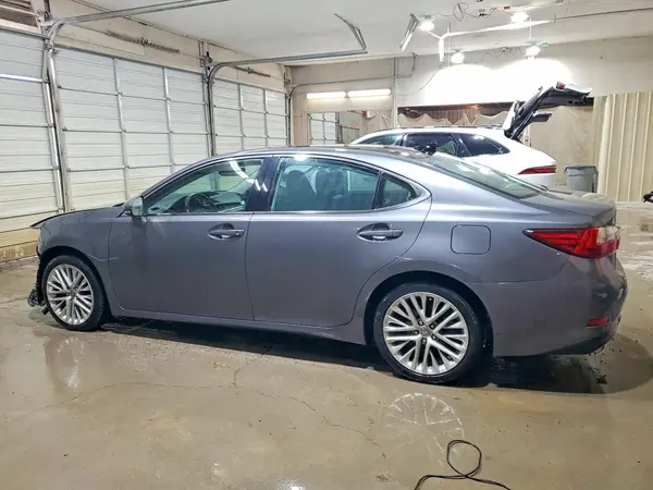 58ABK1GG1GU019398 2016 LEXUS ES - Image 2