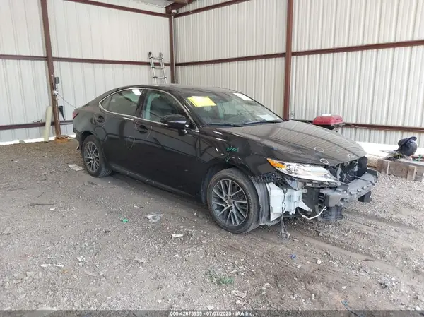 58ABK1GG1GU020549 2016 LEXUS ES - Image 1