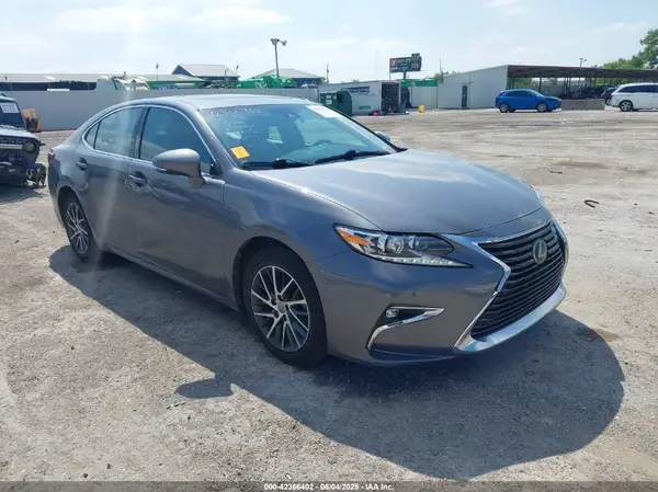 58ABK1GG1GU022947 2016 LEXUS ES - Image 1
