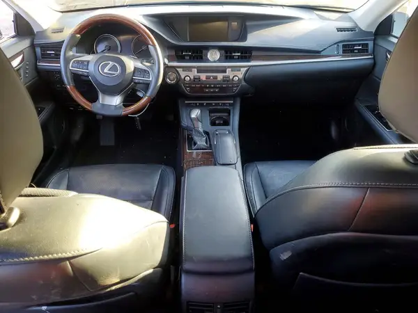 58ABK1GG1GU023886 2016 LEXUS ES - Image 8