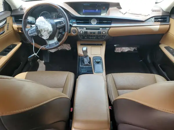 58ABK1GG1GU027680 2016 LEXUS ES - Image 8