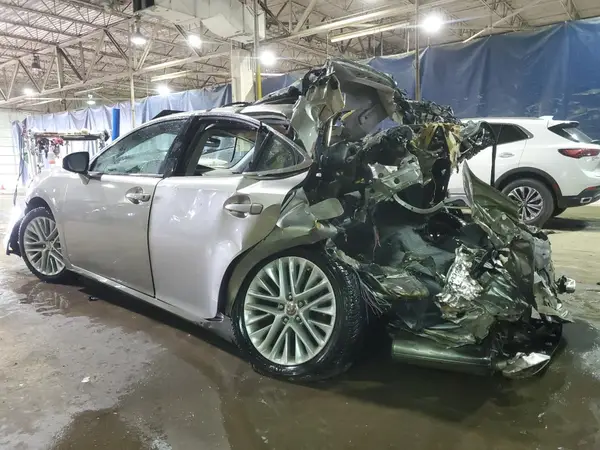 58ABK1GG1GU028957 2016 LEXUS ES - Image 2