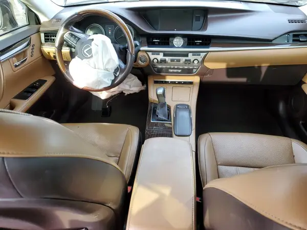 58ABK1GG1GU029509 2016 LEXUS ES - Image 8