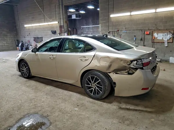 58ABK1GG1GU033415 2016 LEXUS ES - Image 2