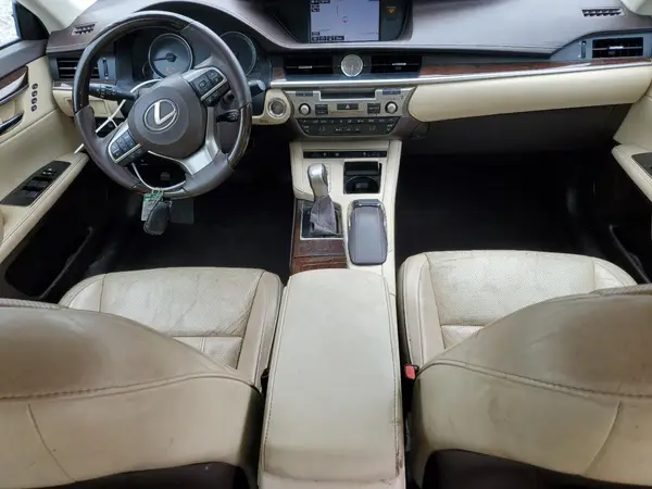 58ABK1GG1GU035262 2016 LEXUS ES - Image 8