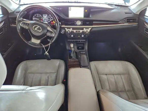 58ABK1GG1HU039409 2017 LEXUS ES - Image 8