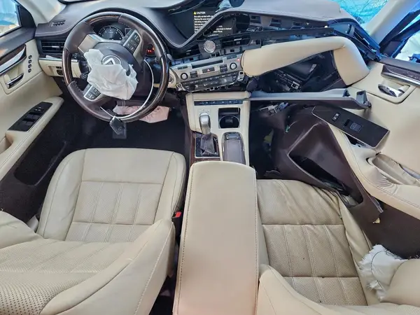 58ABK1GG1HU040964 2017 LEXUS ES - Image 8
