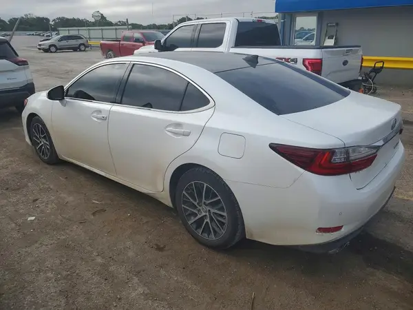 58ABK1GG1HU041452 2017 LEXUS ES - Image 2