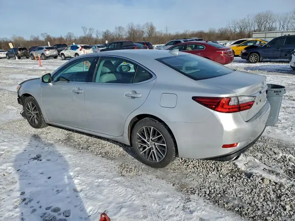 58ABK1GG1HU042360 2017 LEXUS ES - Image 2