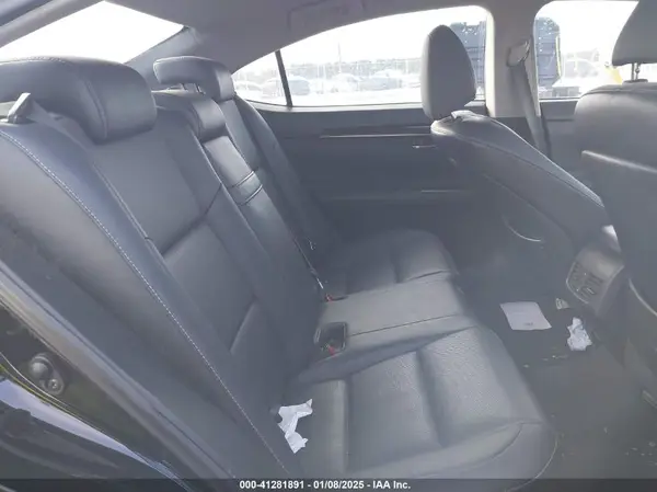 58ABK1GG1HU044836 2017 LEXUS ES - Image 8