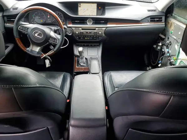 58ABK1GG1HU046411 2017 LEXUS ES - Image 8