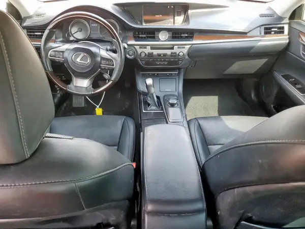 58ABK1GG1HU048630 2017 LEXUS ES - Image 8