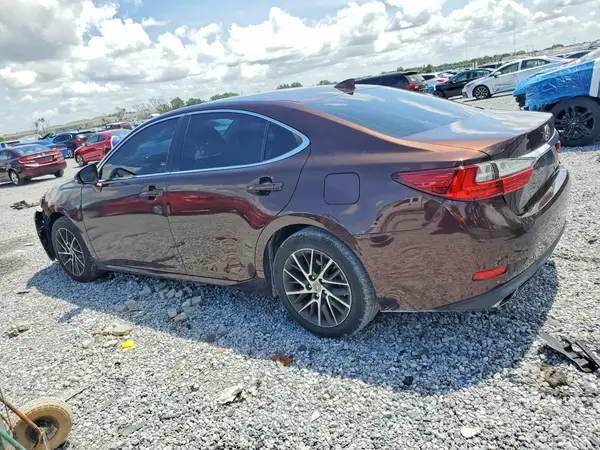 58ABK1GG1HU048756 2017 LEXUS ES - Image 2