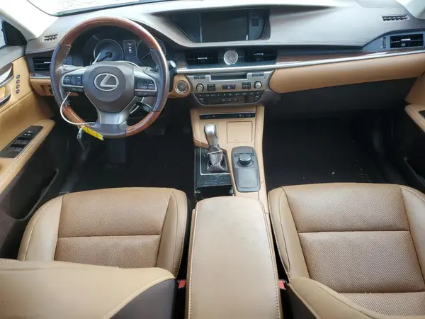 58ABK1GG1HU048997 2017 LEXUS ES - Image 8