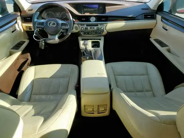 58ABK1GG1HU050362 2017 LEXUS ES - Image 8