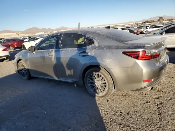 58ABK1GG1HU050720 2017 LEXUS ES - Image 2