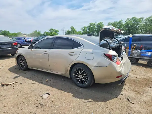 58ABK1GG1HU053682 2017 LEXUS ES - Image 2