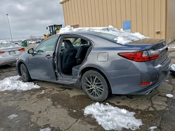 58ABK1GG1HU053813 2017 LEXUS ES - Image 2