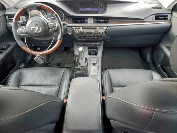 58ABK1GG1HU053813 2017 LEXUS ES - Image 8